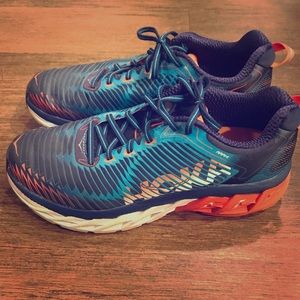 Hoka One One Arahi Men’s Size 10 U.S.